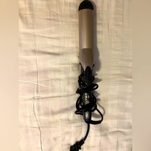 Conair pro infinity 1 1/4 inch curling iron